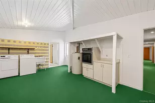 1520 Meday Ave, Mattituck, NY 11952 - Photo 19