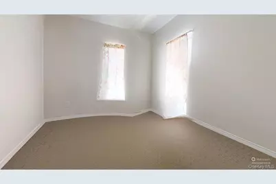 38 N 10th Avenue, Mount Vernon, NY 10550 - Photo 11