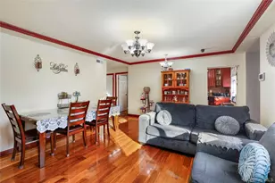 71-37 70th St, Glendale, NY 11385 - Photo 5