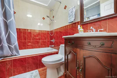 71-37 70 Street #A, Glendale, NY 11385 - Photo 9