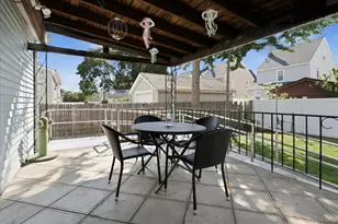 45 Kenmore Rd, Valley Stream, NY 11581 - Photo 13