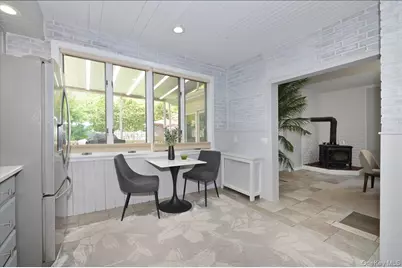 36 Barwick Street, Floral Park, NY 11001 - Photo 17