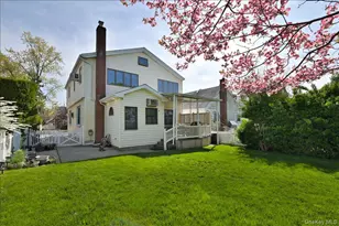 36 Barwick St, Floral Park, NY 11001 - Photo 39