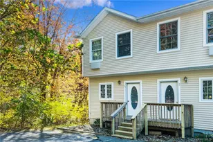 22 Lake Lodge Dr, Pleasant Valley, NY 12569 - Photo 3