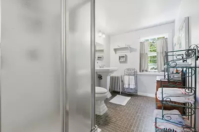 39 Little East Neck Road S, Babylon, NY 11702 - Photo 31