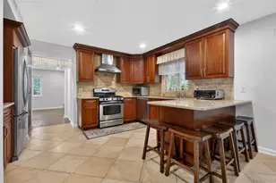 60 Plymouth Rd, Great Neck, NY 11023 - Photo 11