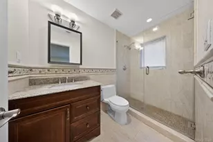 60 Plymouth Rd, Great Neck, NY 11023 - Photo 9
