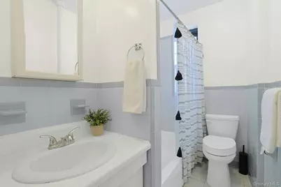 1273 North Avenue #5h Entrance 8, New Rochelle, NY 10804 - Photo 13