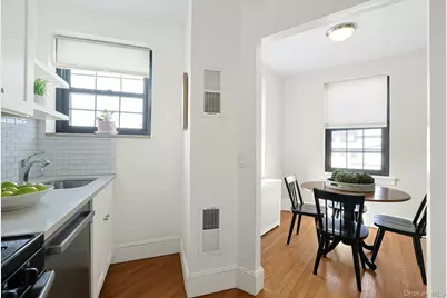 1273 North Avenue #5h Entrance 8, New Rochelle, NY 10804 - Photo 7