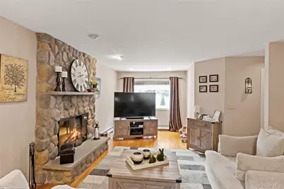 244 Grand Boulevard, Massapequa Park, NY 11762 - Photo 5