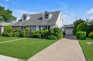 106 Campbell St, New Hyde Park, NY 11040 - Photo 17