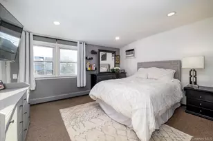 2545 Sycamore Ave, Wantagh, NY 11793 - Photo 11