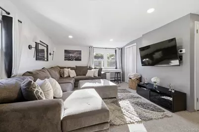 2545 Sycamore Avenue, Wantagh, NY 11793 - Photo 5