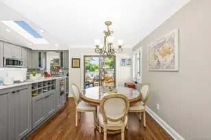 9 Wayne Pl, Commack, NY 11725 - Photo 11