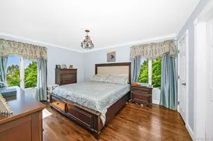 9 Wayne Pl, Commack, NY 11725 - Photo 19