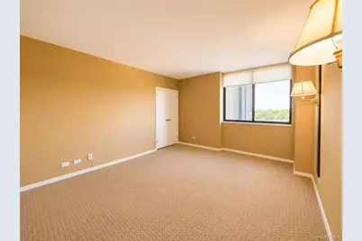 27110 Grand Central Parkway #7K, Floral Park, NY 11005 - Photo 15