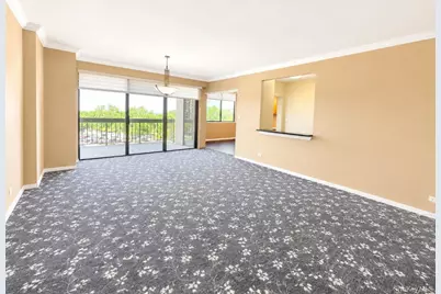 27110 Grand Central Parkway #7K, Floral Park, NY 11005 - Photo 3