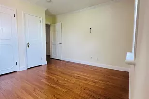 35 Lindsey St, Yonkers, NY 10704 - Photo 7