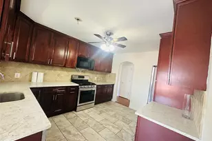 35 Lindsey St, Yonkers, NY 10704 - Photo 15
