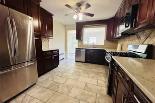 35 Lindsey St, Yonkers, NY 10704 - Photo 13