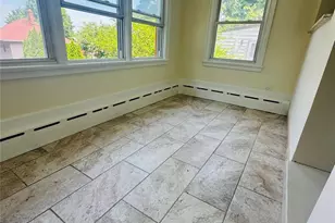 35 Lindsey St, Yonkers, NY 10704 - Photo 17