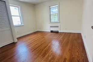 35 Lindsey St, Yonkers, NY 10704 - Photo 11