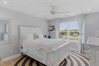 240 Clocks Boulevard, Massapequa, NY 11758 - Photo 27