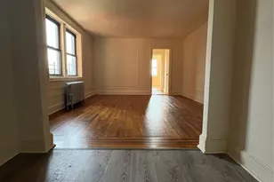 30 Locust Hill Ave, Yonkers, NY 10701 - Photo 3