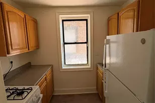 30 Locust Hill Ave, Yonkers, NY 10701 - Photo 5