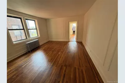30 Locust Hill Avenue #5K, Yonkers, NY 10701 - Photo 1