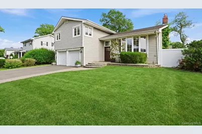 47 Orange Drive, Jericho, NY 11753 - Photo 3