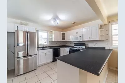 137 Breckenridge Avenue, Port Chester, NY 10573 - Photo 5