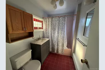 [Address not provided], Sea Cliff, NY 11579 - Photo 5