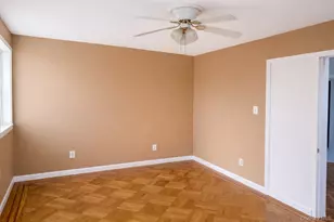 69-55 78th St, Middle Village, NY 11379 - Photo 9
