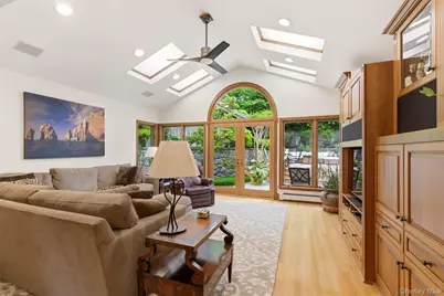 17 Holden Lane, Bayville, NY 11709 - Photo 19