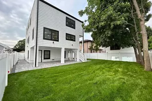 2450 Florin Ct, Bellmore, NY 11710 - Photo 47