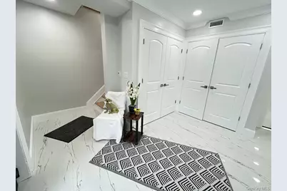 2450 Florin Court, Bellmore, NY 11710 - Photo 37