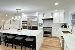 2450 Florin Ct, Bellmore, NY 11710 - Photo 5