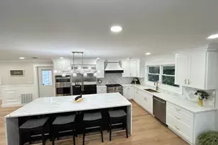 2450 Florin Ct, Bellmore, NY 11710 - Photo 17