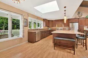 6 Winfield Dr, Sound Beach, NY 11789 - Photo 3