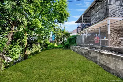 1748 Cross Bronx Expressway, Bronx, NY 10472 - Photo 23