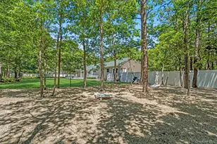 20 Charter Ct, Manorville, NY 11949 - Photo 9