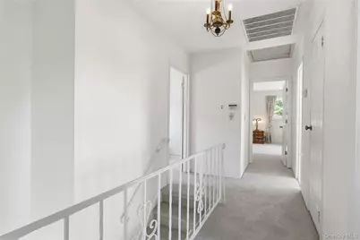 6 Carol Court, East Setauket, NY 11733 - Photo 17