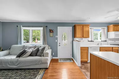 152 Grand Avenue, Shirley, NY 11967 - Photo 13