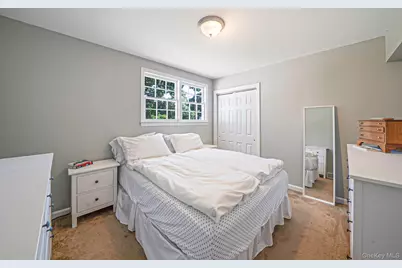 54 Division Avenue, West Sayville, NY 11796 - Photo 25