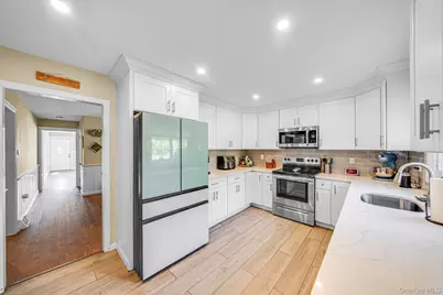 54 Division Avenue, West Sayville, NY 11796 - Photo 13