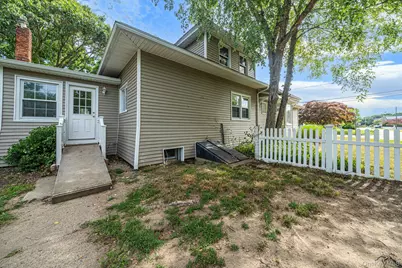 54 Division Avenue, West Sayville, NY 11796 - Photo 35