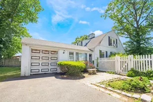 425 Baldwin Rd, Hempstead, NY 11550 - Photo 3