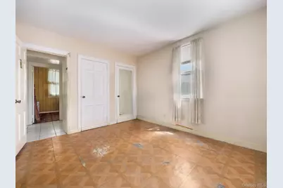 425 Baldwin Road, Hempstead, NY 11550 - Photo 9