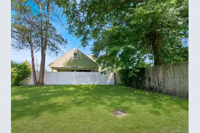 425 Baldwin Road, Hempstead, NY 11550 - Photo 19